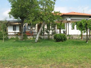 Отремонтированный дом люкс на вторичном рынке в Болгарии. 