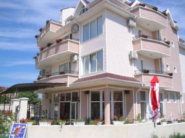  
	 Недвижимость в курорт Царево рядом с морем в Болгарии  
