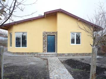  Продажа дома с участком в Болгарии, Бургас       
