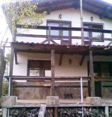 Самостоятельный дом в Болгарии для постоянного проживания под Царево. Море и горы. 
