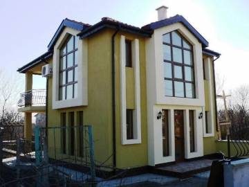  
	Недвижимость в Болгарии, дом с земельным участком на продажу рядом с морем. 
